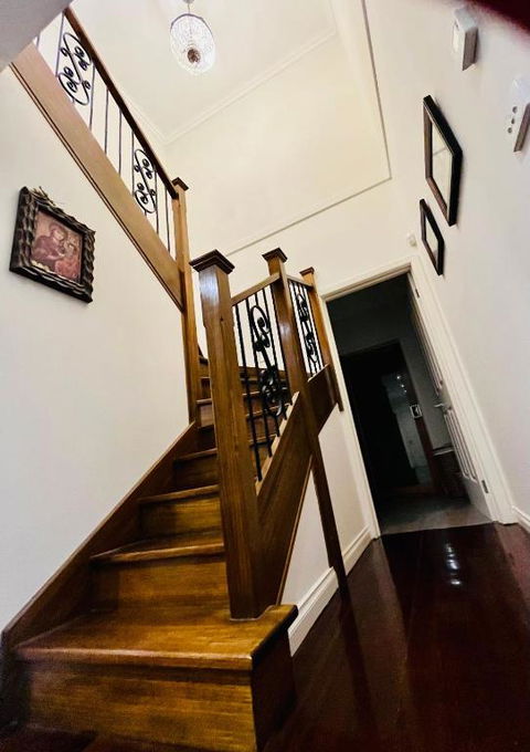 A Beautiful Home - Foster Accommodation 2