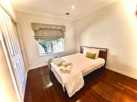 A Beautiful Home - Foster Accommodation 4