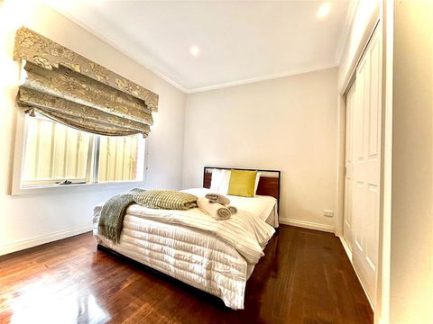 A Beautiful Home - Foster Accommodation 3