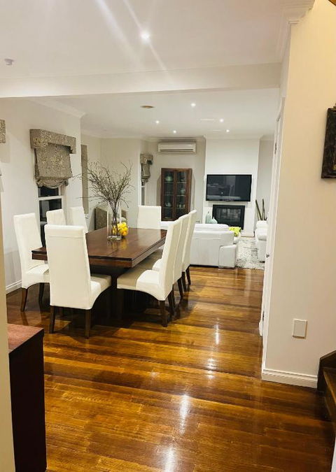 A Beautiful Home - Foster Accommodation 0