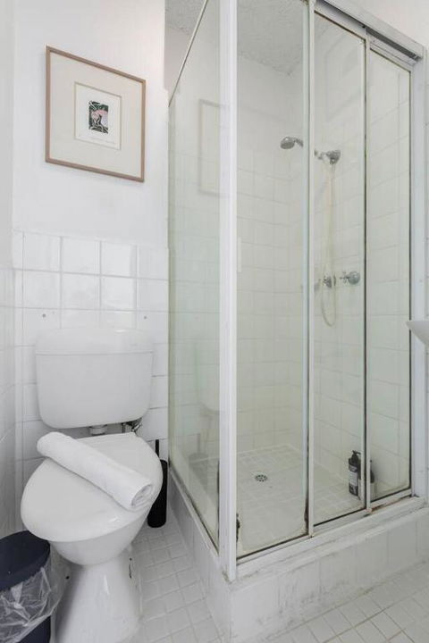 Acland Central Studio - A Cosy St Kilda Escape - Foster Accommodation 2