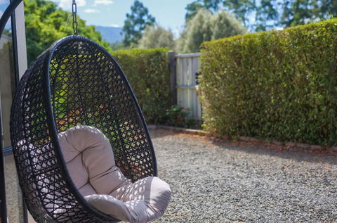 A Holiday Home For All Seasons - Modern, Peaceful, Family Friendly - Foster Accommodation 0