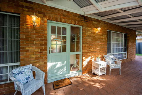 A Fairy Wren Cottage - Foster Accommodation 3