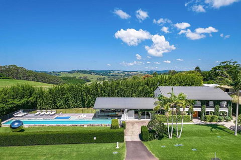 A Perfect Stay - Villa St Helena - Foster Accommodation 0
