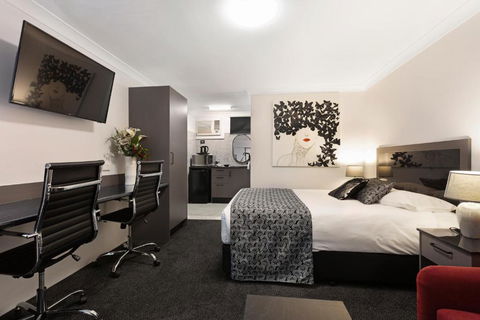 Alabaster Motor Inn - Foster Accommodation 4