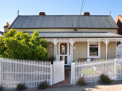 Albert Cottage - Foster Accommodation 0