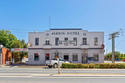 Albion Motel Finley - Foster Accommodation 3