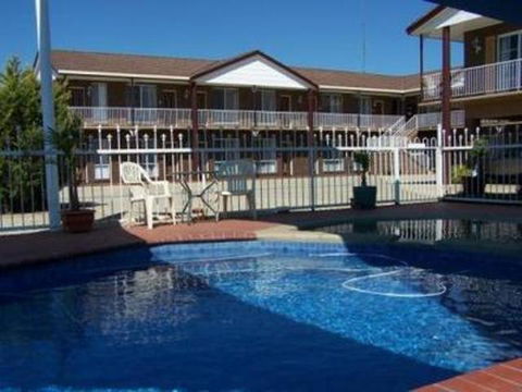 Albury Classic Motor Inn - Foster Accommodation 0