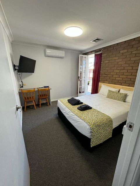 Albury Classic Motor Inn - Foster Accommodation 1