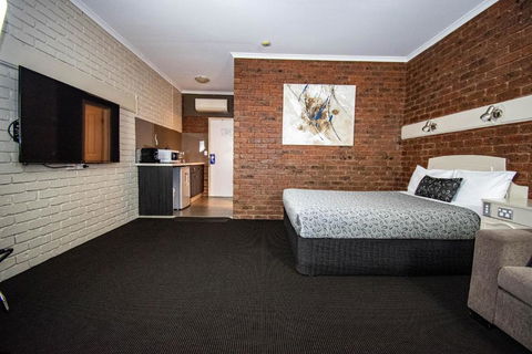 Albury Townhouse Motel - Foster Accommodation 0