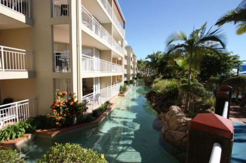 ALEX BEACH RESORT-317/428 - Foster Accommodation 3
