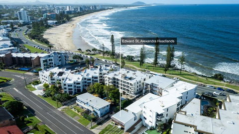Alex Beachside Pet Friendly 2 Bed Apartment - Foster Accommodation 0
