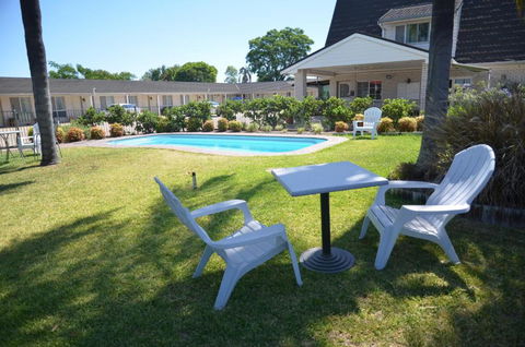Alexander Motor Inn - Foster Accommodation 1