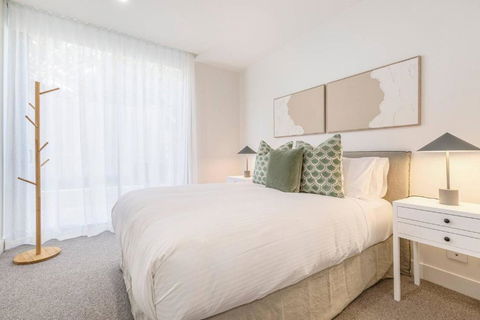 Alexandra Elegance - Riverside Living In Style - Foster Accommodation 3