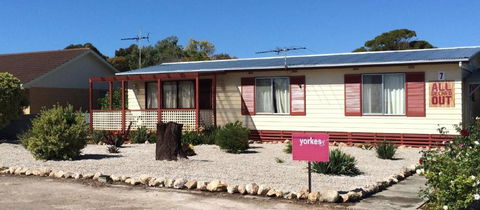 All Decked Out In Edithburgh - Foster Accommodation 0