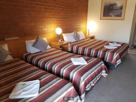 All Rivers Accommodation - Foster Accommodation 2