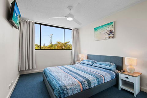 Allamanda, Unit 11, 32 Esplanade, Bulcock Beach - Foster Accommodation 4