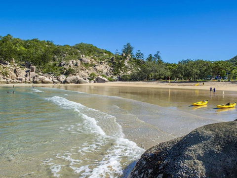Alma Bay Holiday Unit 3 - Foster Accommodation 1