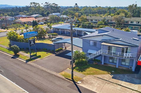 Almare Tourist Motel - Foster Accommodation 0