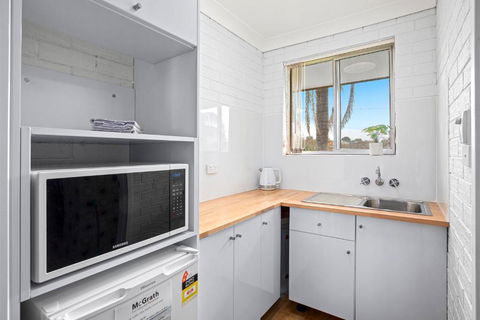 Aloha 15 - Foster Accommodation 1