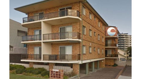 Aloha Beachside - Foster Accommodation 3
