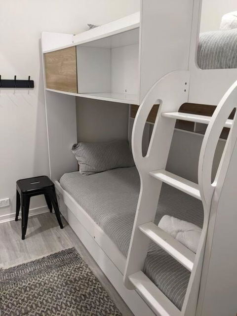 Alpina 2 - Your Alpine Home. - Foster Accommodation 4