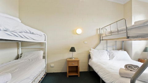 Alpine Heights 04 - Foster Accommodation 4