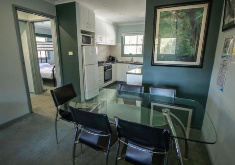Altitude Apartment 2 - Foster Accommodation 2