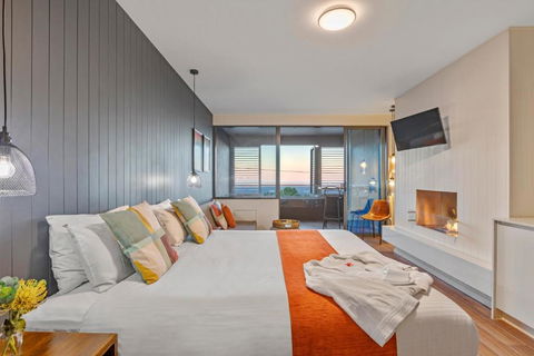 Altitude On Montville - Foster Accommodation 1