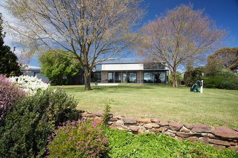 Altitude221 - Foster Accommodation 0