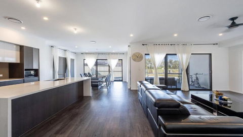 Amaraoo Oasis - Yamba - Foster Accommodation 4