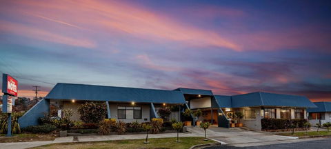Amaroo Motel Tumuts Best Accommodation - Foster Accommodation 0