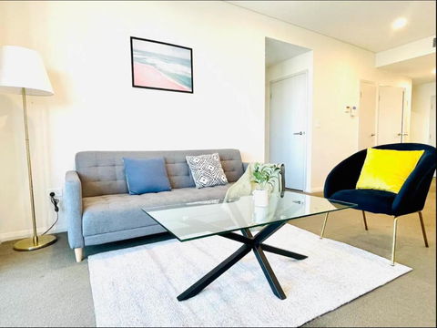 Amazing City View 2 Bedroom Condo 1 Min Station - Foster Accommodation 4
