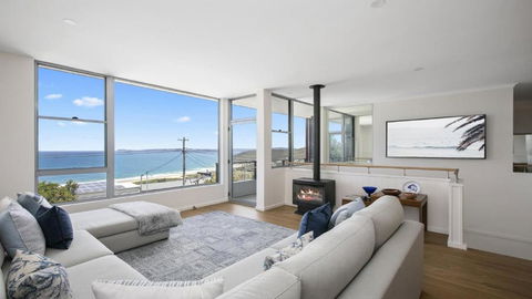 Amazing Views, Stunning Beaches And Beautiful Bushwalks - Foster Accommodation 1