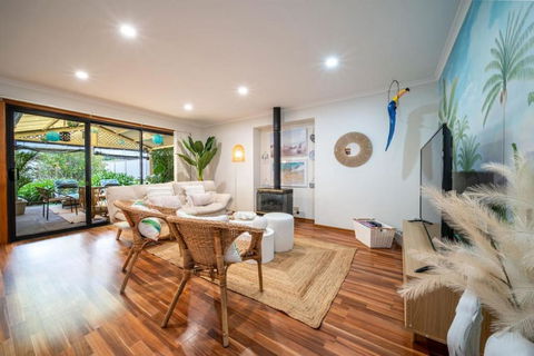 Amazon At Seacombe Gardens - Foster Accommodation 1