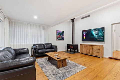 Ambience On Crampton - Foster Accommodation 0