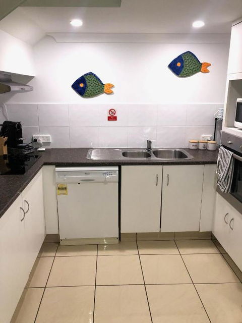 Anacapri Holiday Resort Apartments - Foster Accommodation 4