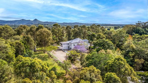 Ananda - Magnificent Byron Hinterland Retreat - Foster Accommodation 4