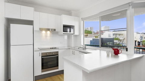 Anchors Aweigh Unit 6 - Foster Accommodation 2