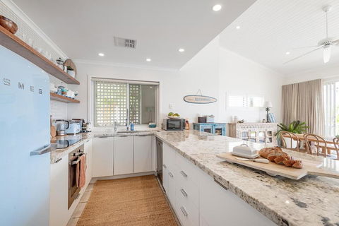 Andari Holiday Apartments - Foster Accommodation 3