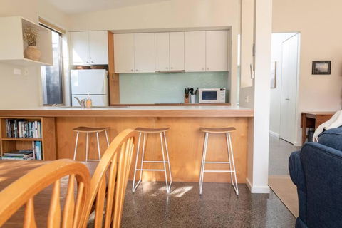 Anglesea Beach House, Just 250m To The Beach! - Foster Accommodation 3