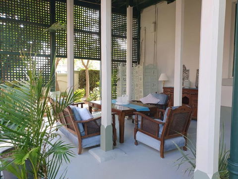Anglesey House Iconic Forbes CBD Heritage Home - Foster Accommodation 4