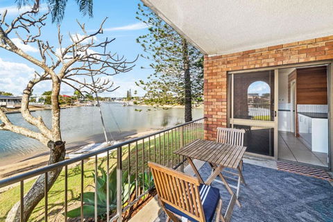 Anjuna, 2 Bedroom Apartment On Canal - Foster Accommodation 0