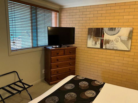 Albury Georgian Motel & Suites - Foster Accommodation 1