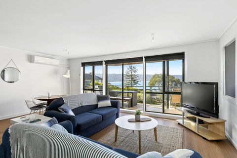 Apartment 28 Pacific Apartments - Foster Accommodation 2