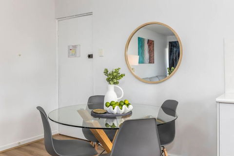 Apartment 8 Burswood - Foster Accommodation 1