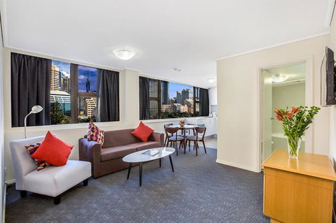 Apartment At College St - Foster Accommodation 0