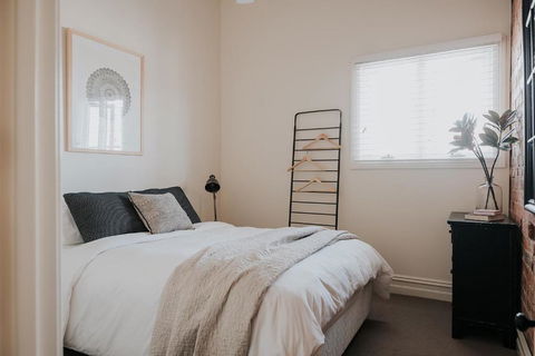 Apartments On Belmore -The Ferguson - Foster Accommodation 3
