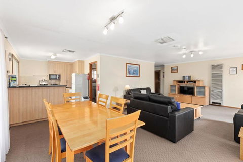 Apartments On Tolmie - Foster Accommodation 3