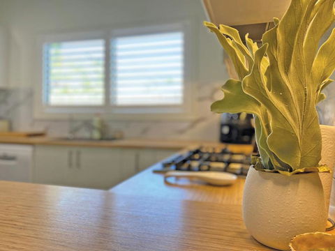 Apipi Holiday House - Foster Accommodation 4